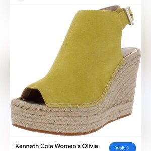 Excellent condition, Kenneth Cole, Yellow wedges! Size 7.5